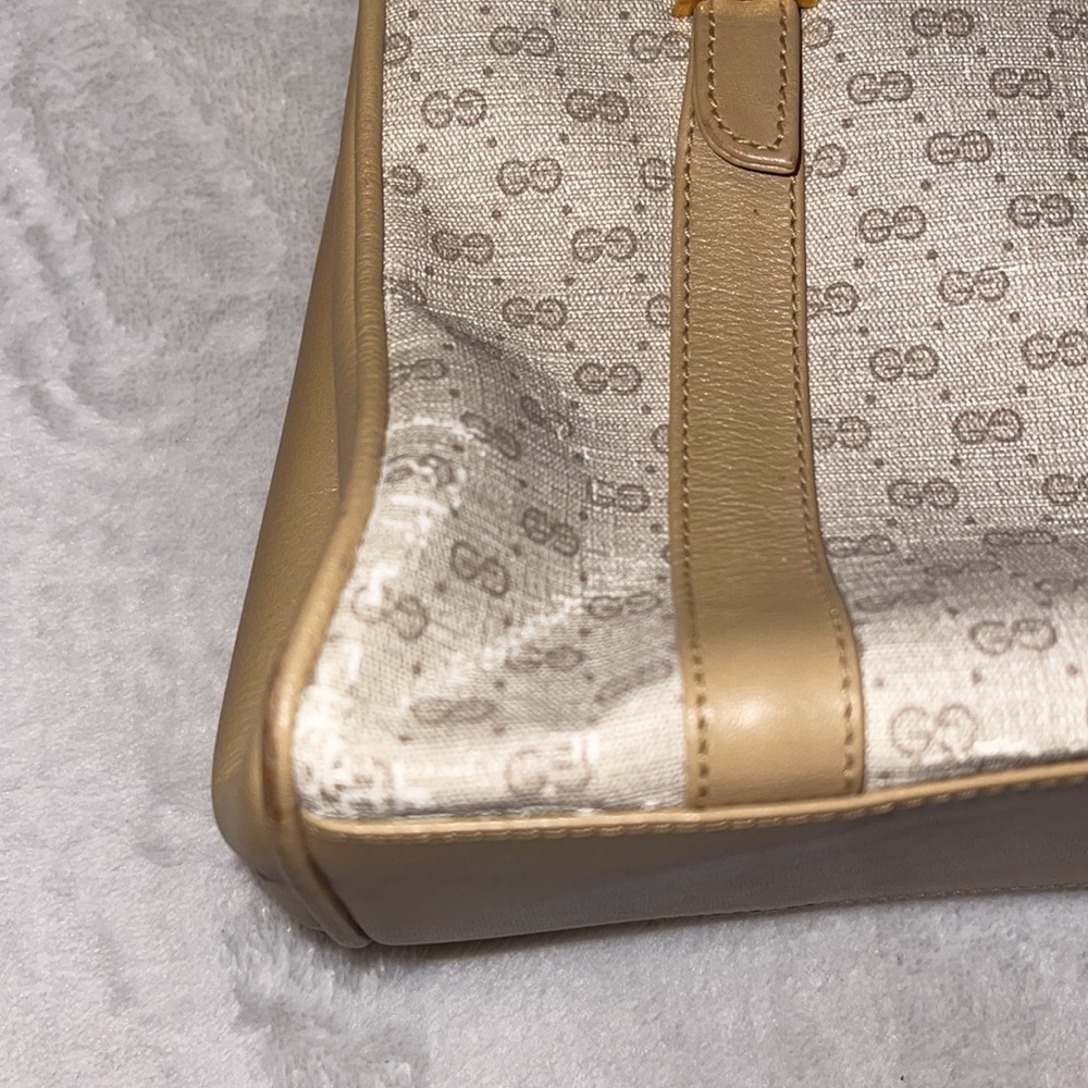 Gucci Vintage Micro GG Shoulder Bag Authenticated - Picture 13 of 17